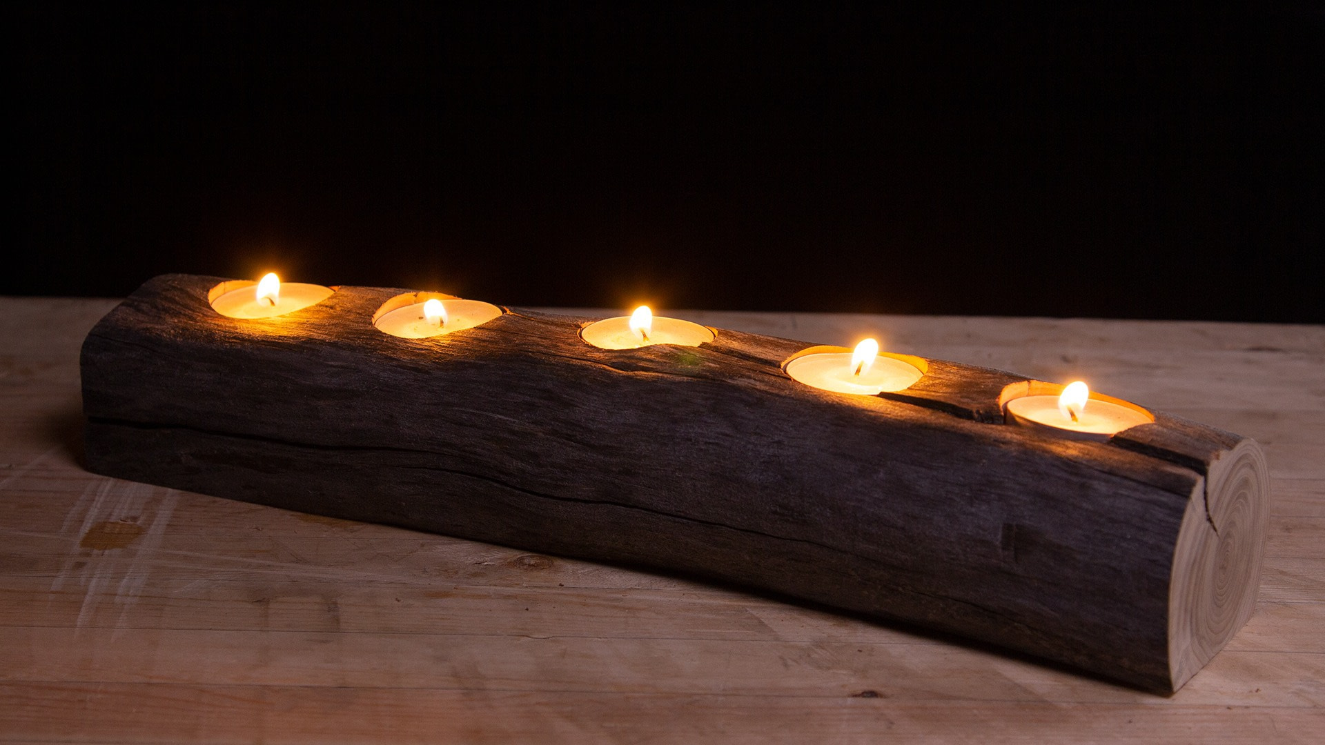 Rustic Candle Holder Centrepiece